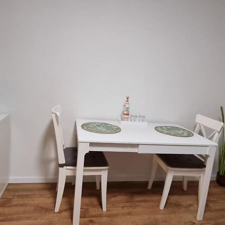 Studio Apartment Naehe S-Bahn Inklusive Parkplatz Oberesslingen Luaran gambar