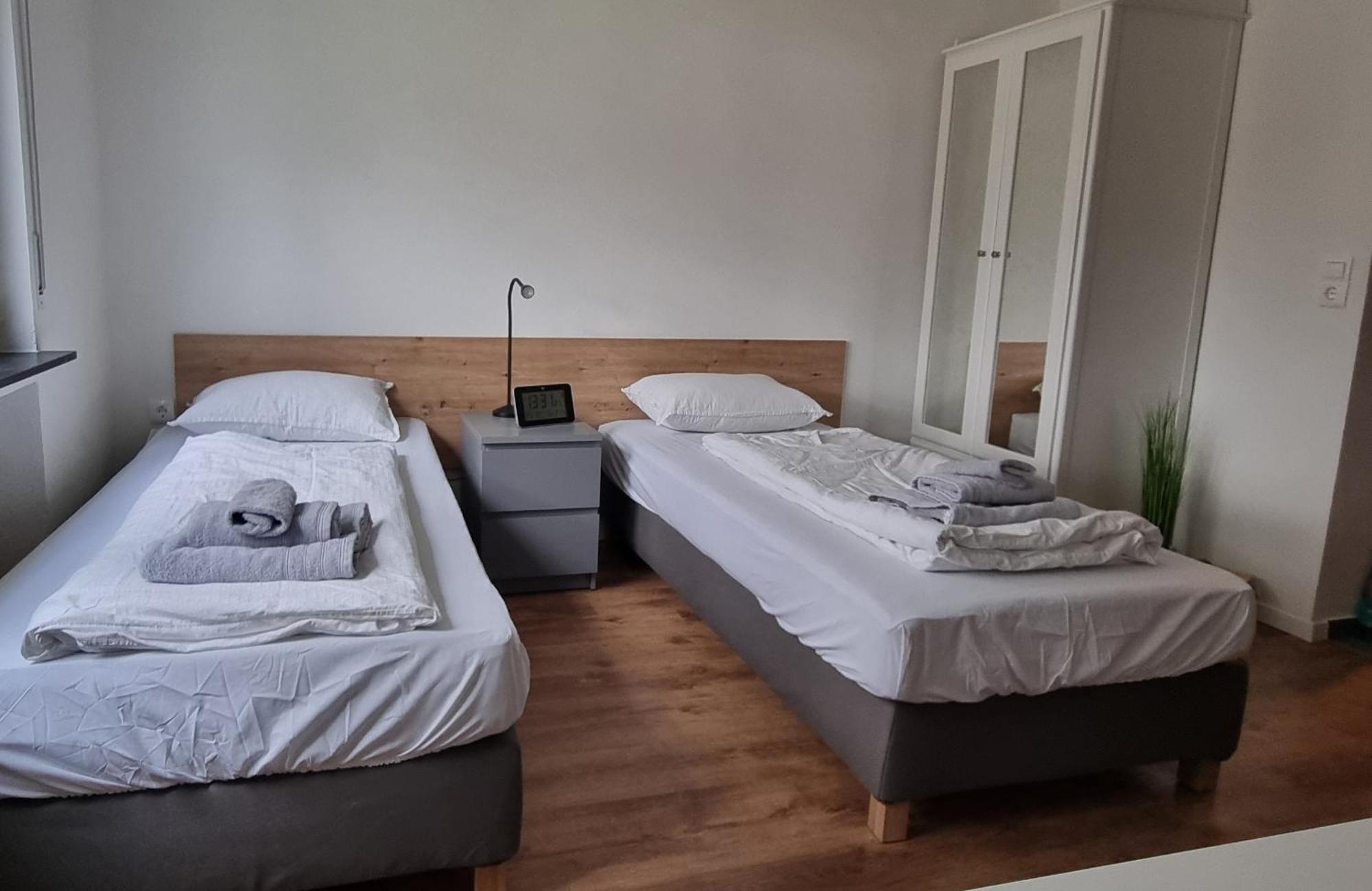 Studio Apartment Naehe S-Bahn Inklusive Parkplatz Oberesslingen Luaran gambar